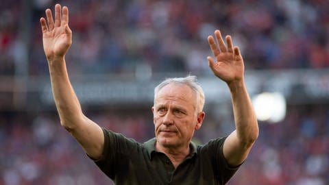 SC-Freiburg-Cheftrainer Christian Streich verbaschiedet sich beim SC Freiburg. 